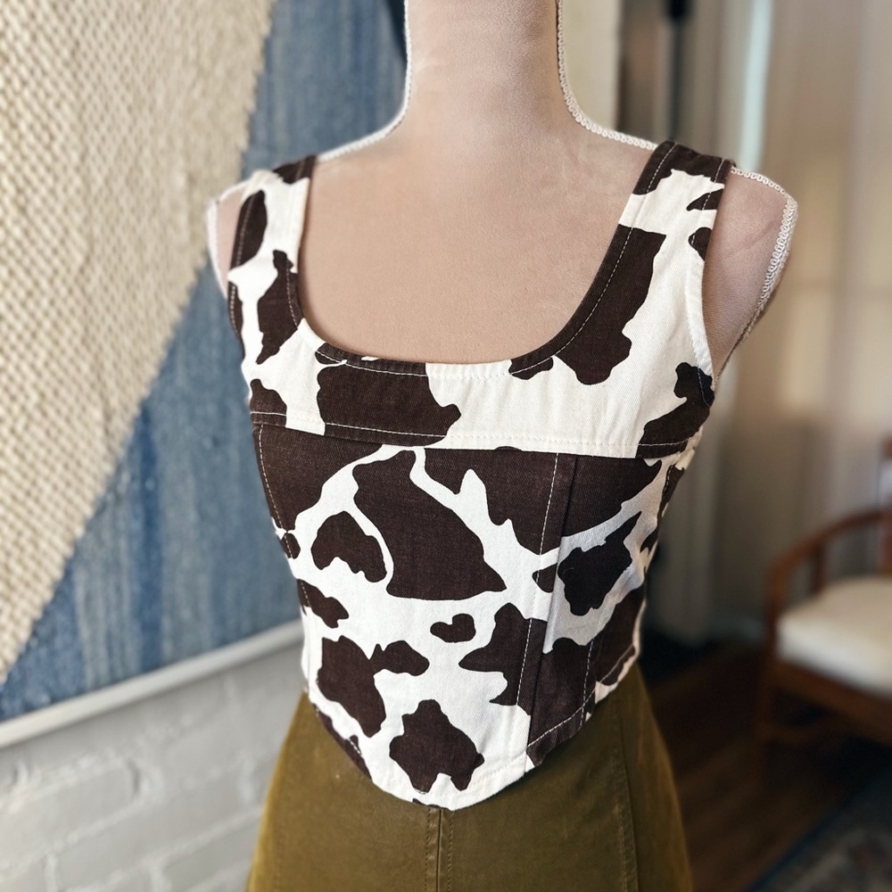 Cow Print Scoop Neck Crop Tank Top in White and Brown